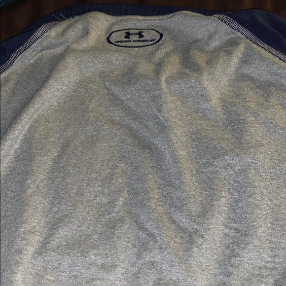 T-Shirt - Picture 2 of 2